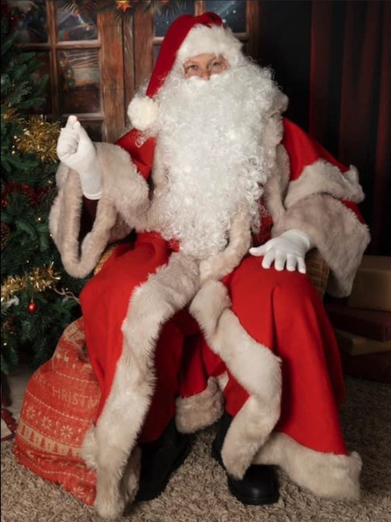 Other image for Security guard to the stars hosts ‘pay what you can’ winter wonderland